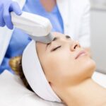 should-you-get-skin-tightening-in-summer-best-summer-skincare-treatments-sofwave