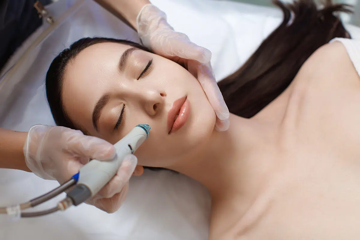 Why-Get-Hydrafacial-In-The-Summer-Hydrafacial-Near-Me-Chicago